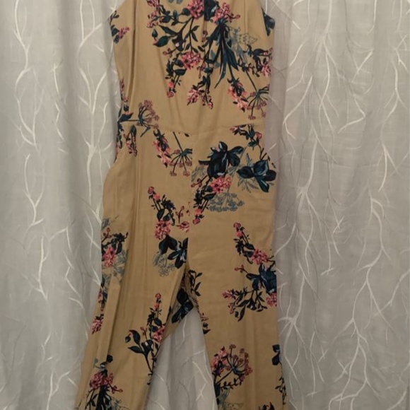 sold - LEITH Cutout Jumpsuit - Picture 4 of 5